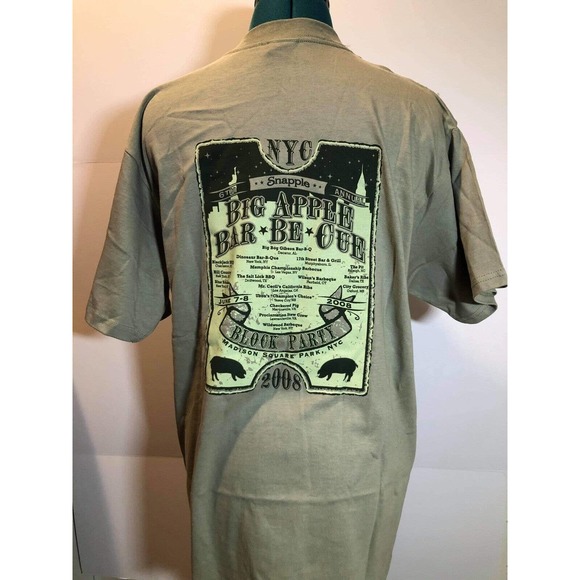 Snapple Big Apple Bar-Be-Cue Block Party 2008 T-Shirt Size L - Picture 1 of 3
